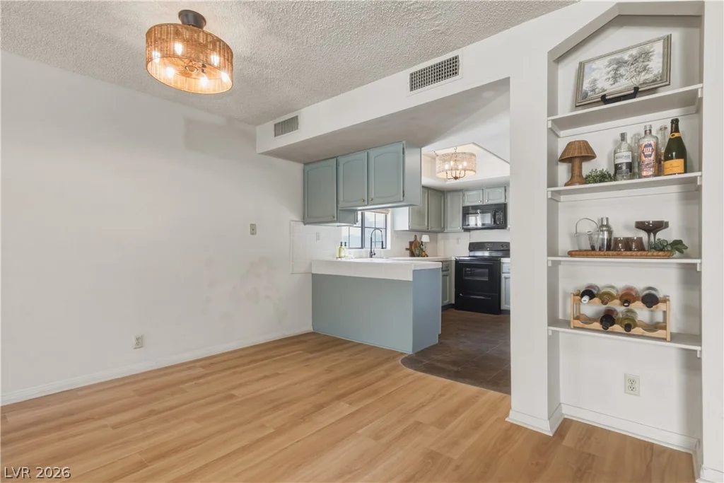 3482 Lorilou Lane, Las Vegas, NV 89121