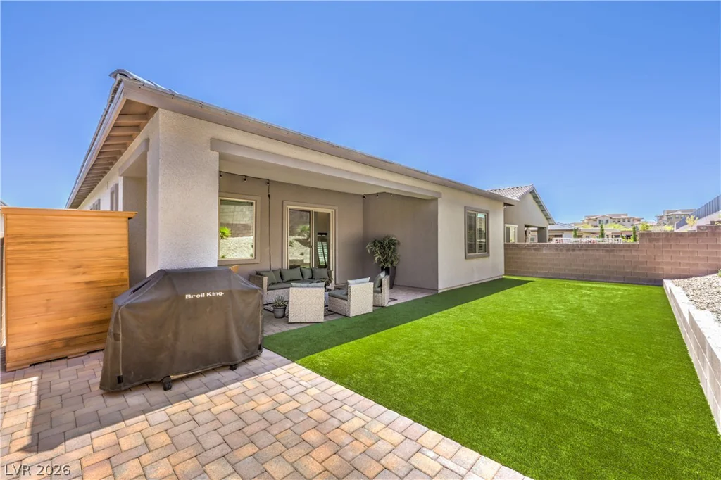 85 Agnew, Las Vegas, NV 89138