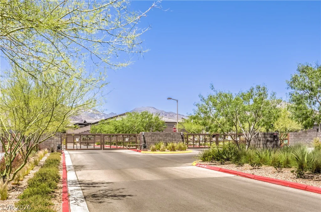 85 Agnew, Las Vegas, NV 89138