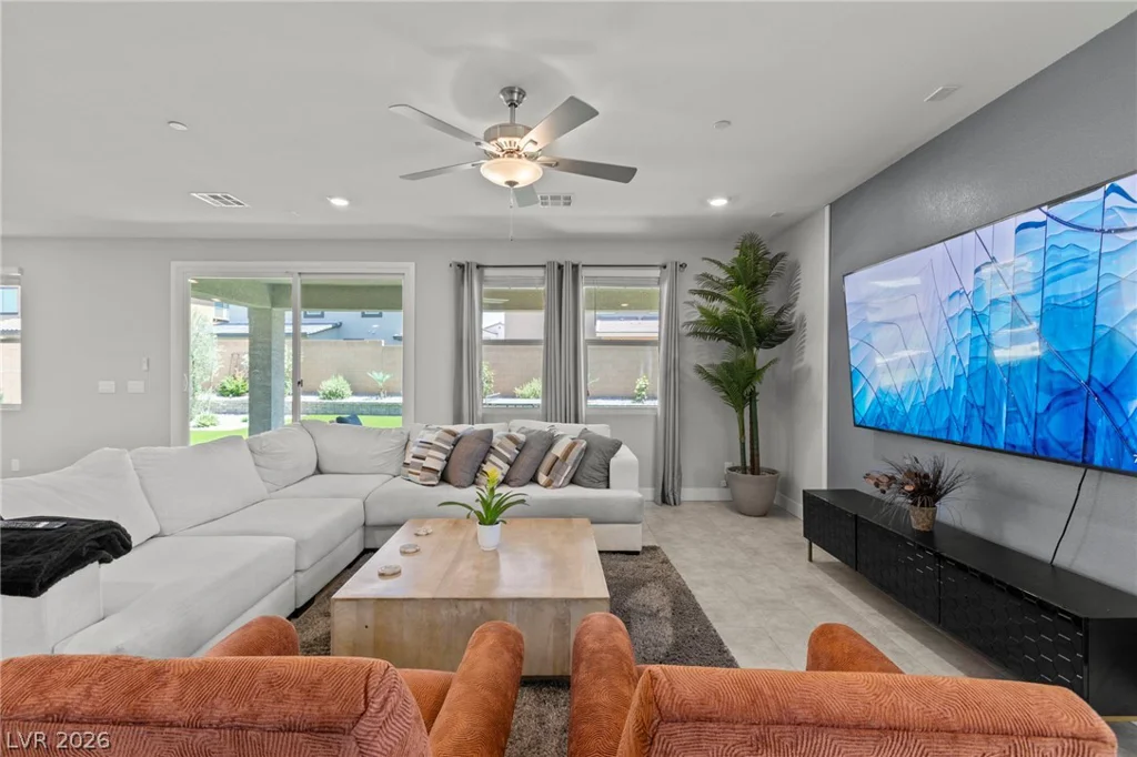 457 Spring Dove, Henderson, NV 89011