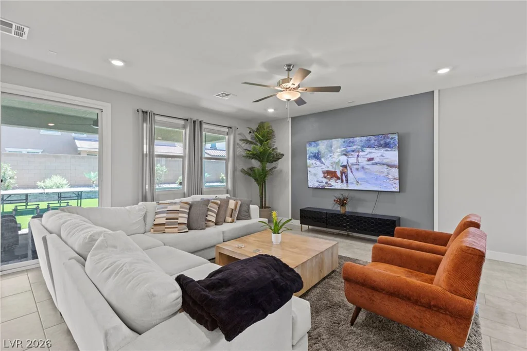 457 Spring Dove, Henderson, NV 89011