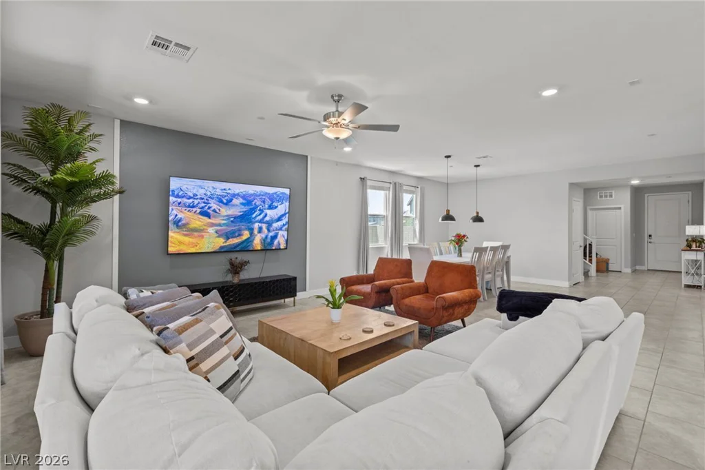 457 Spring Dove, Henderson, NV 89011
