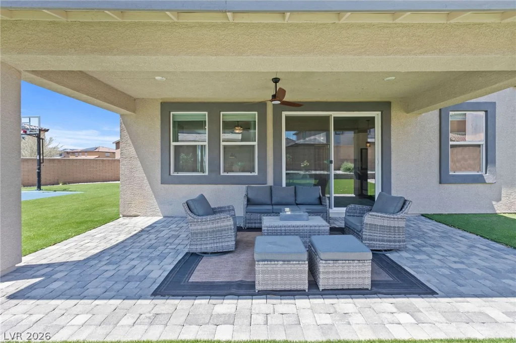 457 Spring Dove, Henderson, NV 89011