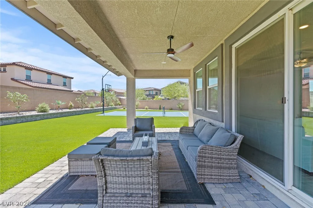 457 Spring Dove, Henderson, NV 89011