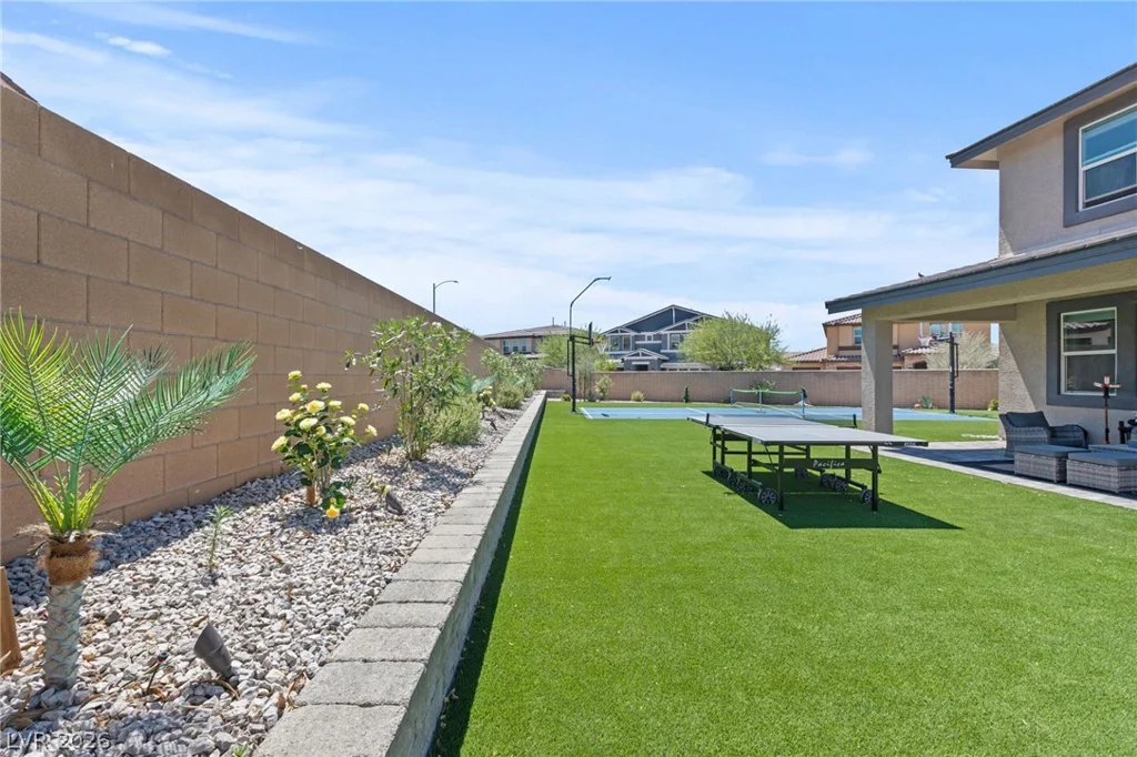 457 Spring Dove, Henderson, NV 89011