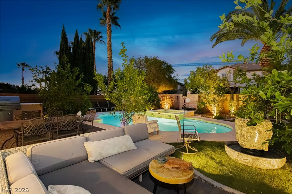 904 Sir Winston, Henderson, NV 89052
