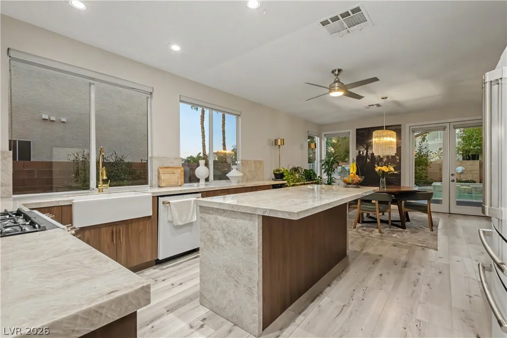 904 Sir Winston, Henderson, NV 89052