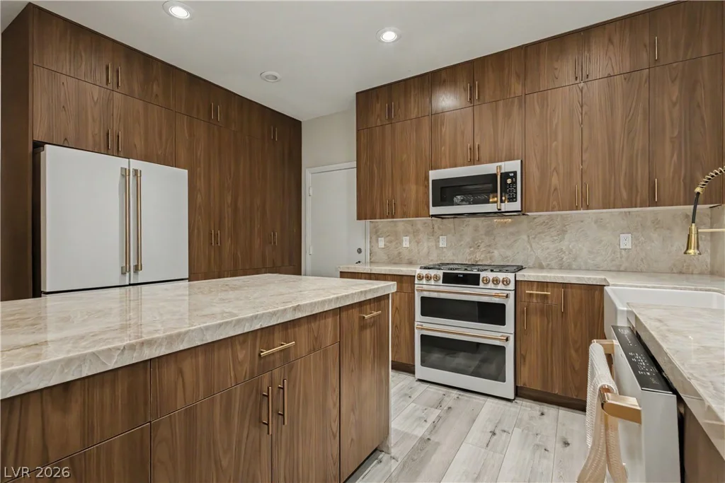 904 Sir Winston, Henderson, NV 89052
