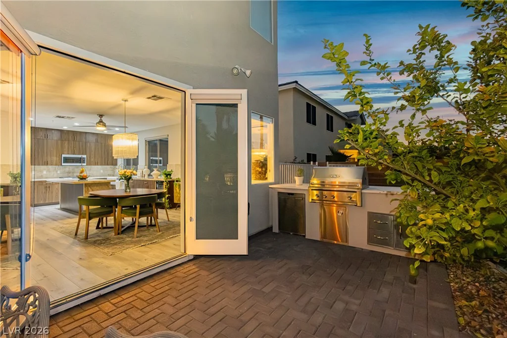 904 Sir Winston, Henderson, NV 89052