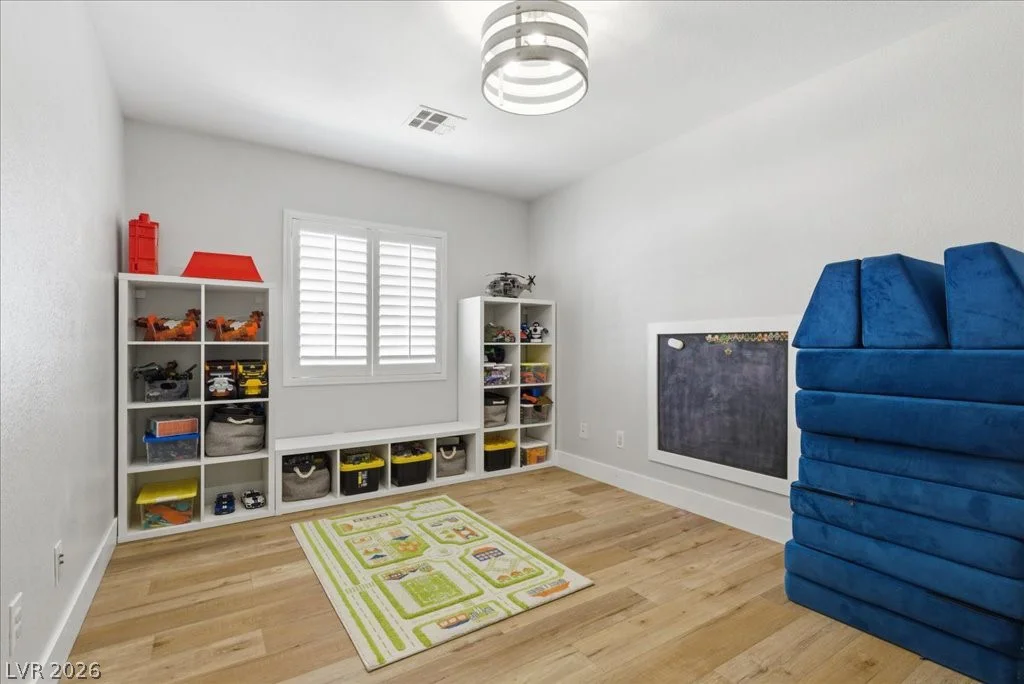 5848 Outraker, North Las Vegas, NV 89031