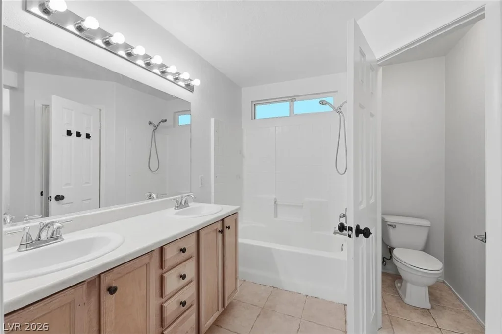 7808 Sungrove, Las Vegas, NV 89131