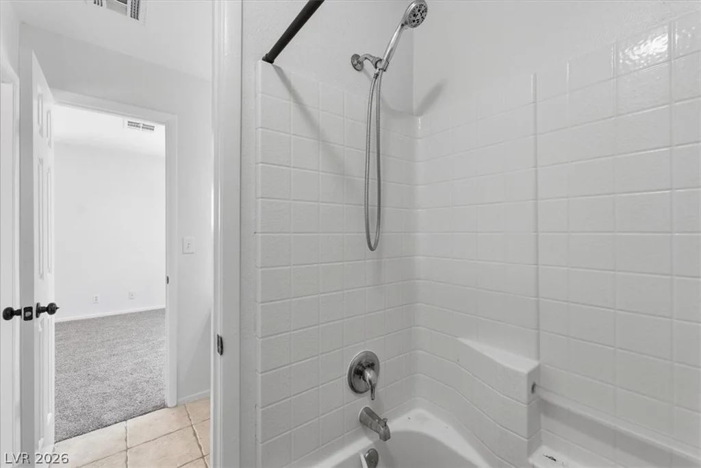 7808 Sungrove, Las Vegas, NV 89131