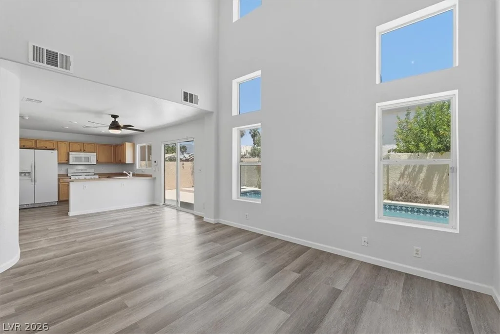 7808 Sungrove, Las Vegas, NV 89131