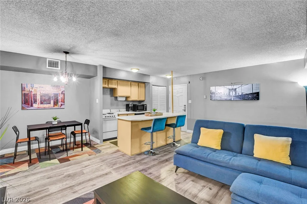 3700 Las Vegas, Las Vegas, NV 89109