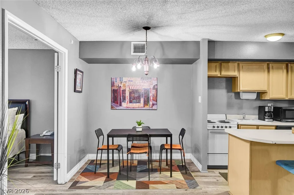 3700 Las Vegas, Las Vegas, NV 89109