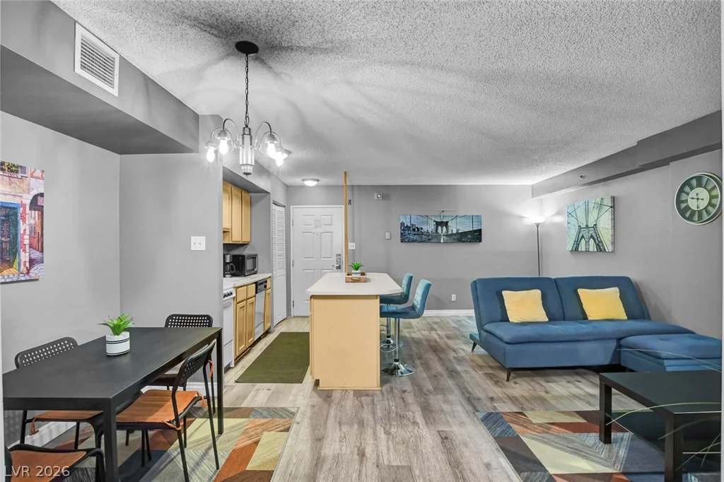 3700 Las Vegas, Las Vegas, NV 89109