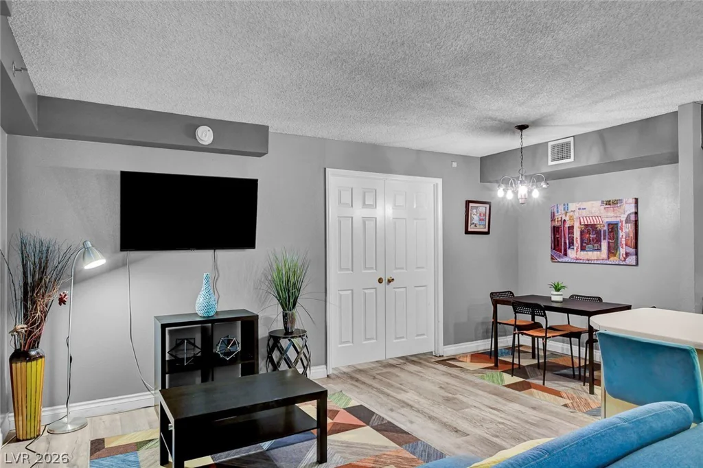 3700 Las Vegas, Las Vegas, NV 89109