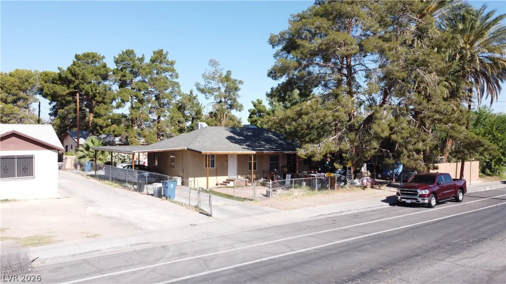 48 28th, Las Vegas, NV 89101