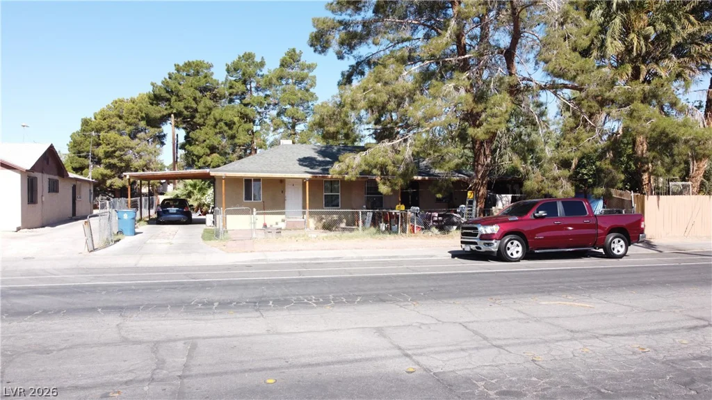48 28th, Las Vegas, NV 89101