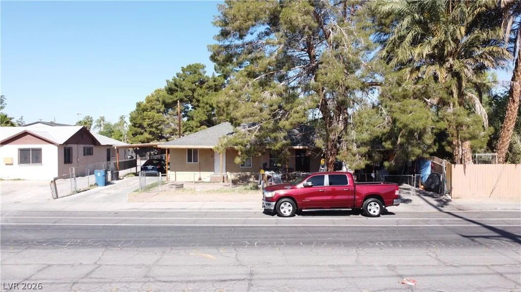 48 28th, Las Vegas, NV 89101