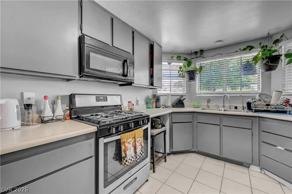 111 Barbados, Las Vegas, NV 89110