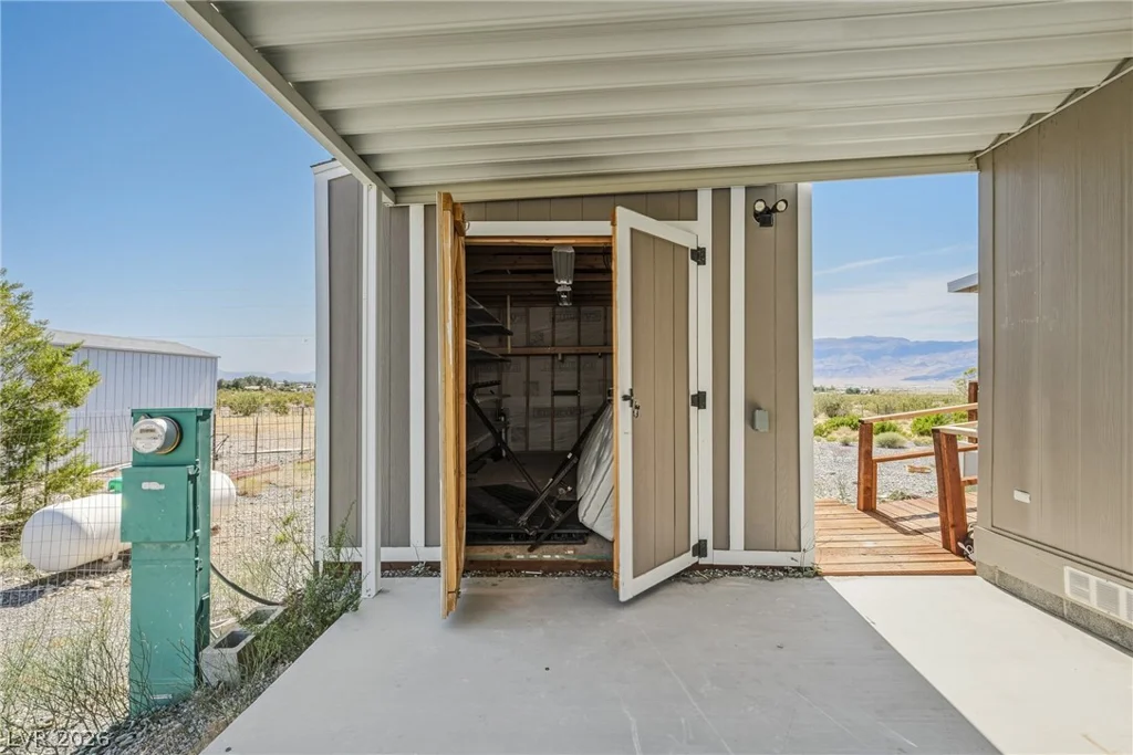 5920 Genoa, Pahrump, NV 89060