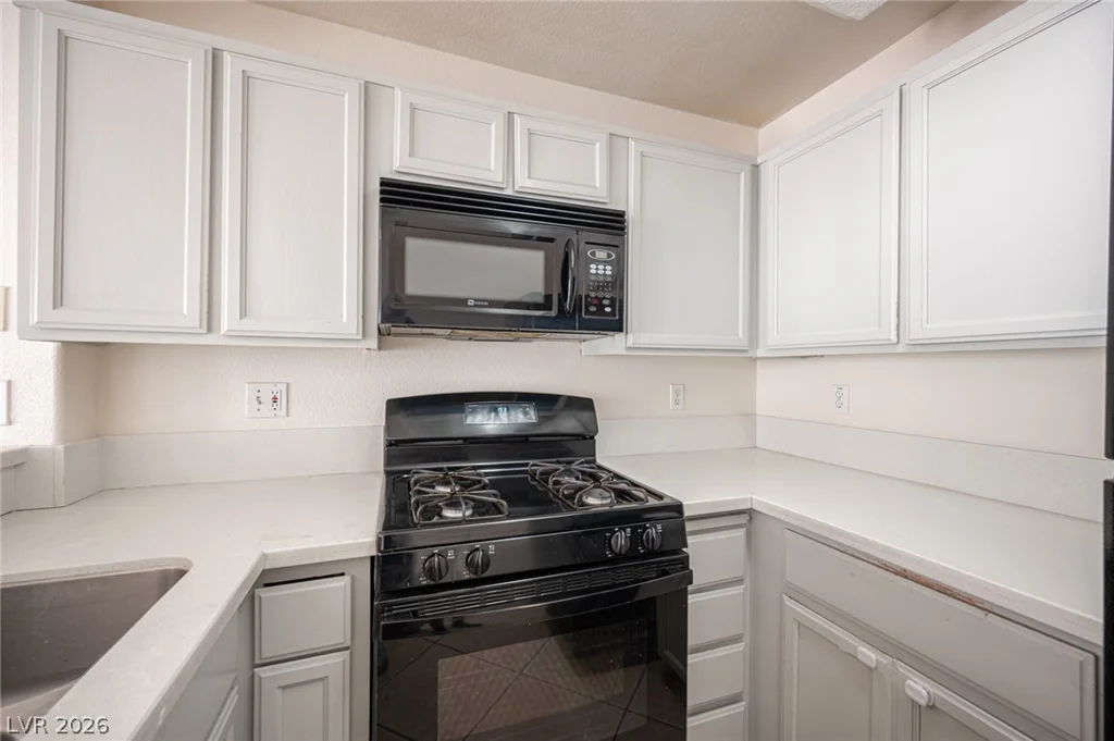 3470 Middle View, Las Vegas, NV 89129