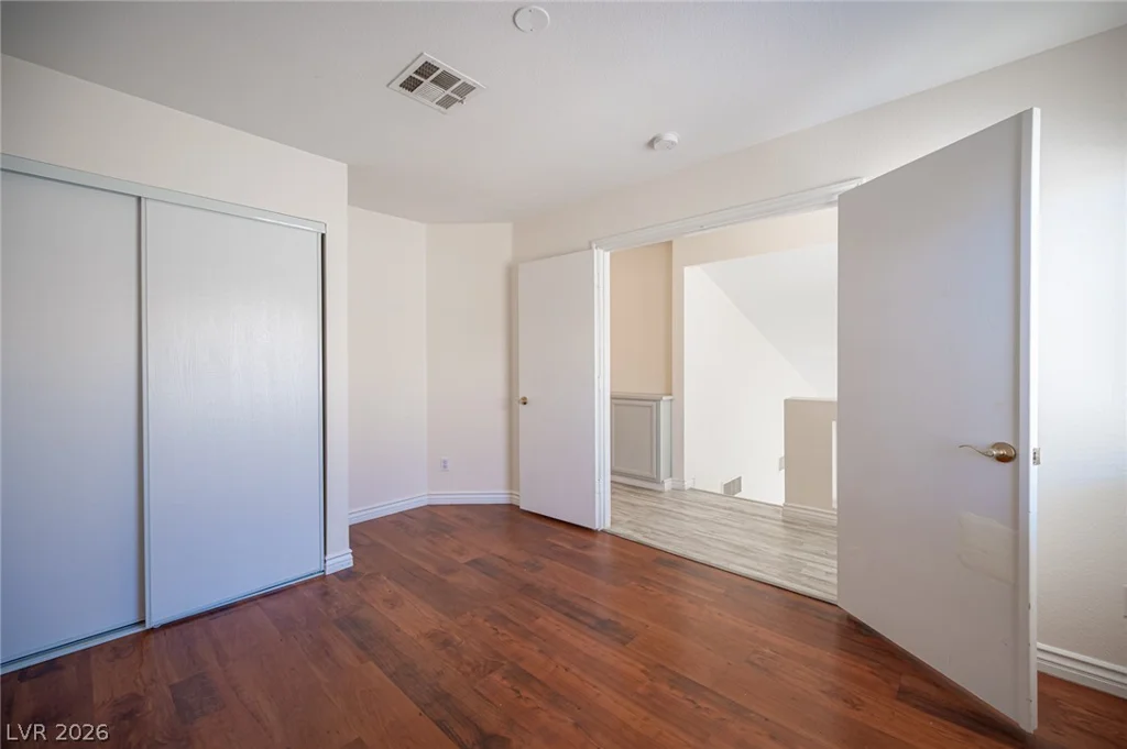 3470 Middle View, Las Vegas, NV 89129
