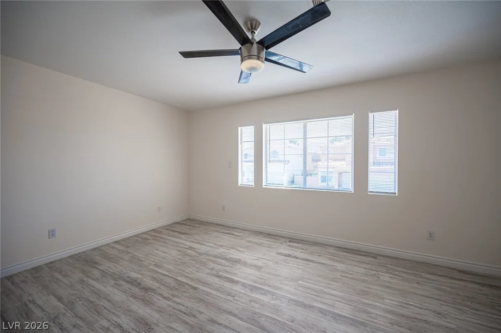 3470 Middle View, Las Vegas, NV 89129