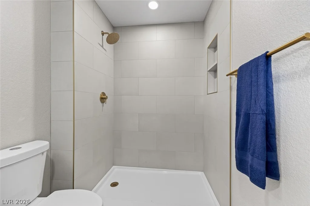 2484 Anglia, Las Vegas, NV 89142