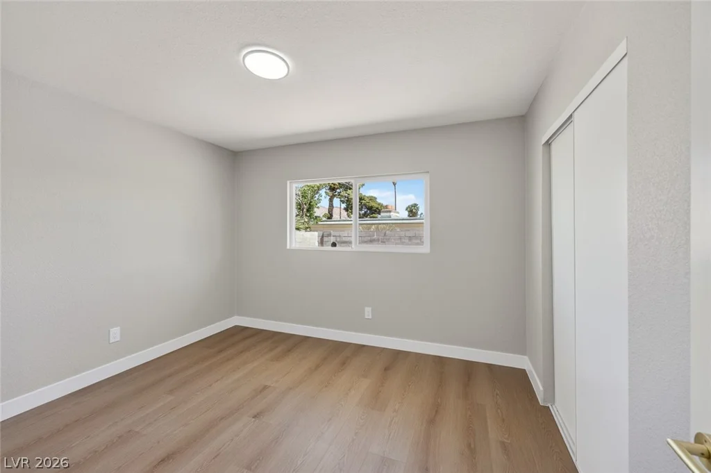 2484 Anglia, Las Vegas, NV 89142