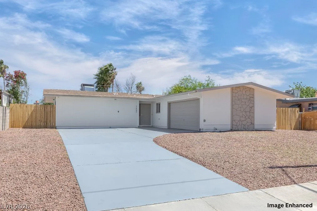 2484 Anglia, Las Vegas, NV 89142