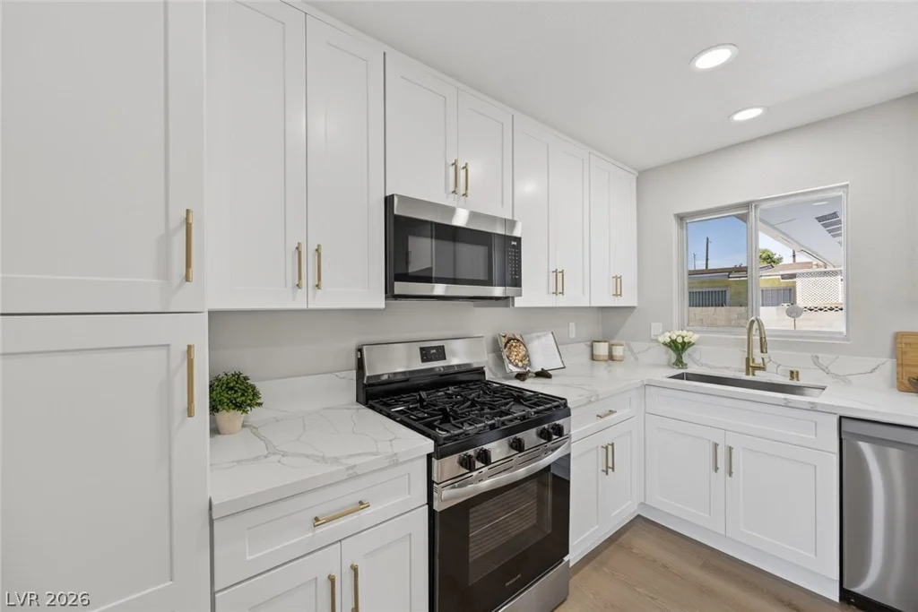 2484 Anglia, Las Vegas, NV 89142