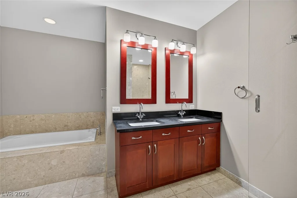 4575 Dean Martin, Las Vegas, NV 89103