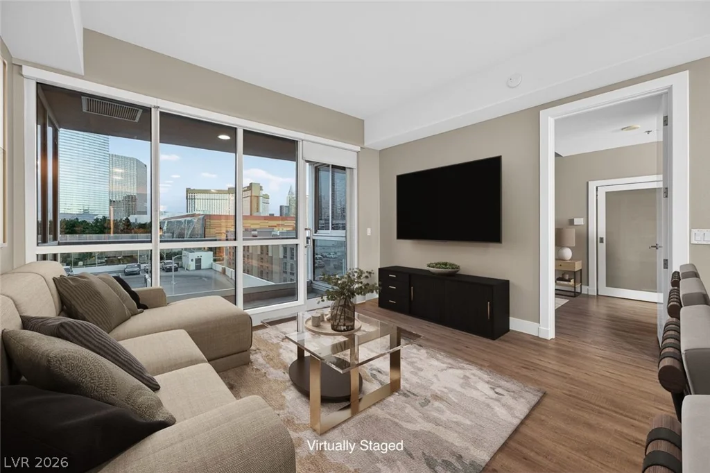 4575 Dean Martin, Las Vegas, NV 89103