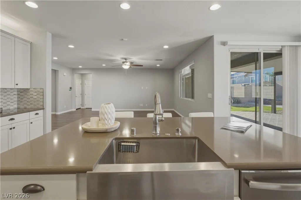 1024 Terron Allen, North Las Vegas, NV 89031