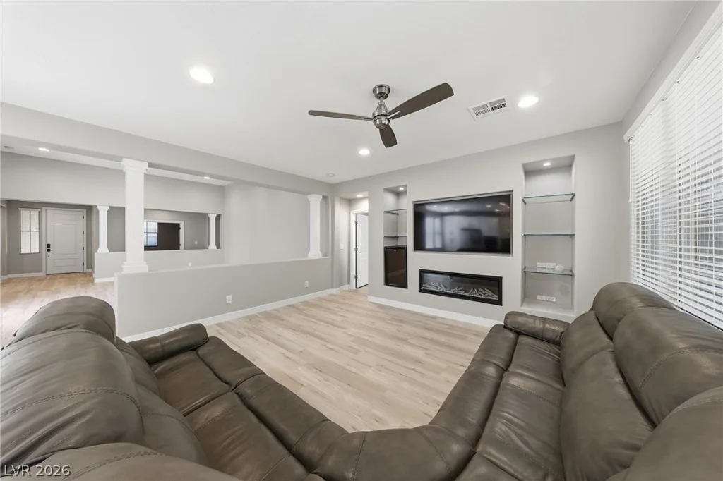 10310 Glacier Mist, Las Vegas, NV 89149