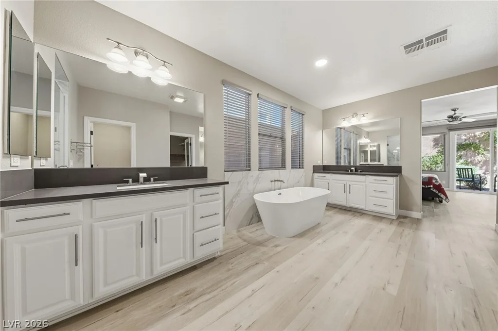 10310 Glacier Mist, Las Vegas, NV 89149