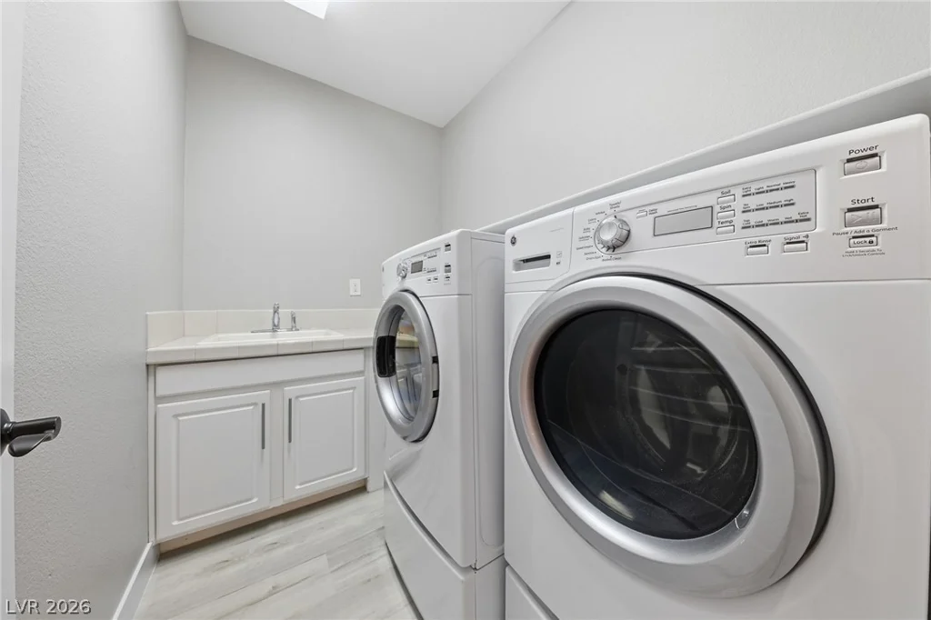 10310 Glacier Mist, Las Vegas, NV 89149