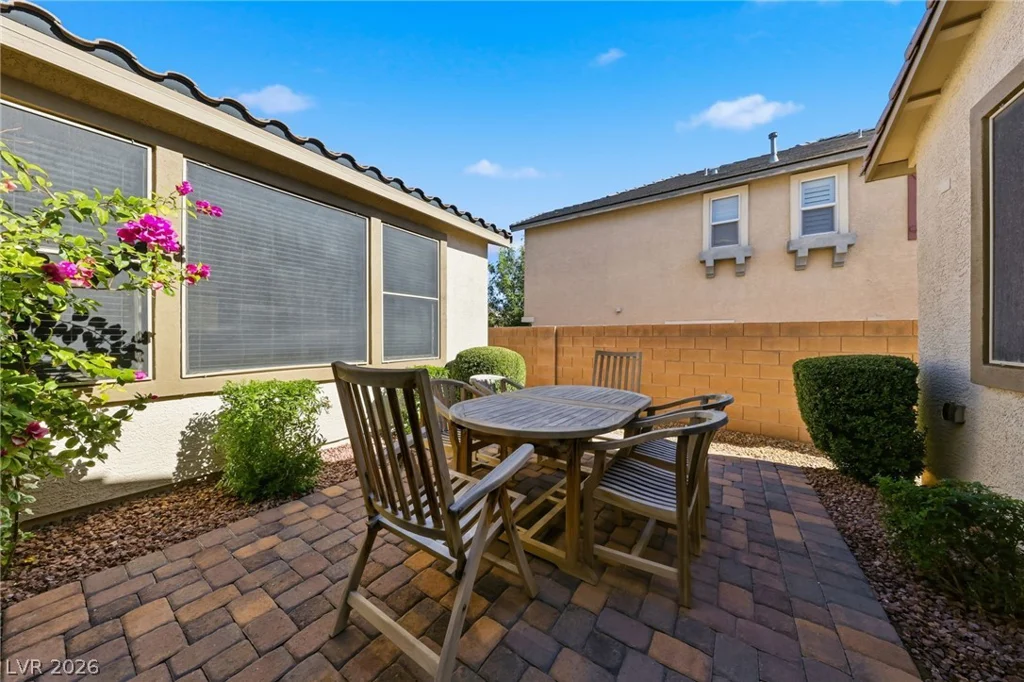 10310 Glacier Mist, Las Vegas, NV 89149