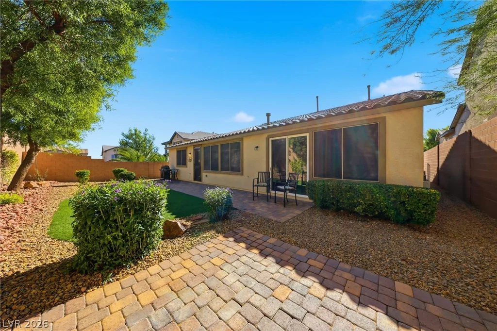 10310 Glacier Mist, Las Vegas, NV 89149
