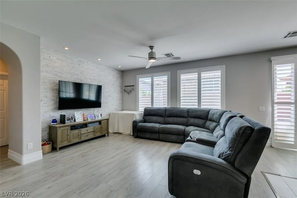 9856 Serona Heights, Las Vegas, NV 89178