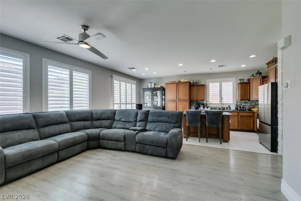 9856 Serona Heights, Las Vegas, NV 89178