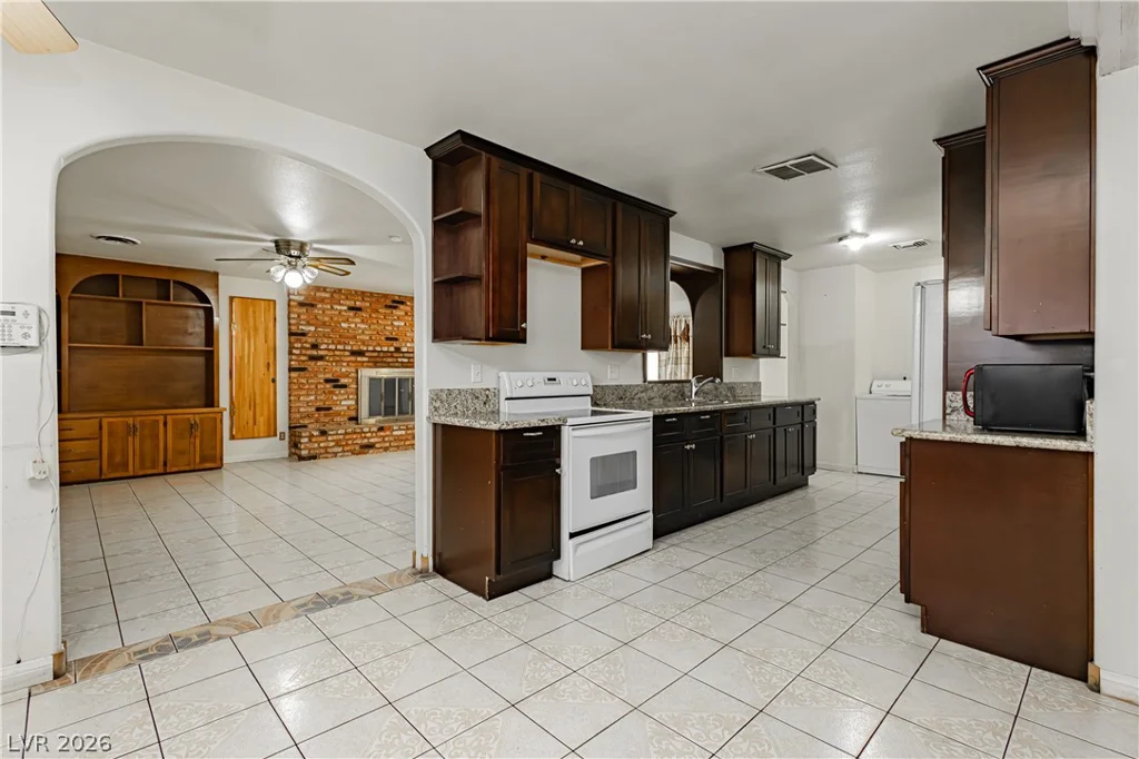 6629 Alta, Las Vegas, NV 89107