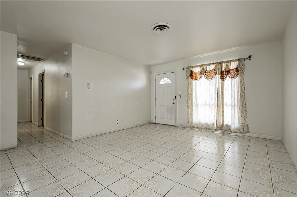 6629 Alta, Las Vegas, NV 89107