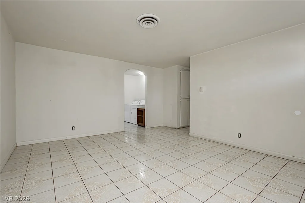 6629 Alta, Las Vegas, NV 89107