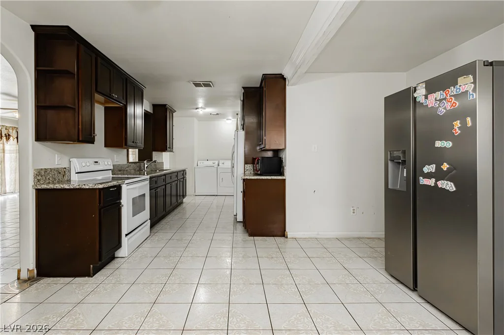 6629 Alta, Las Vegas, NV 89107