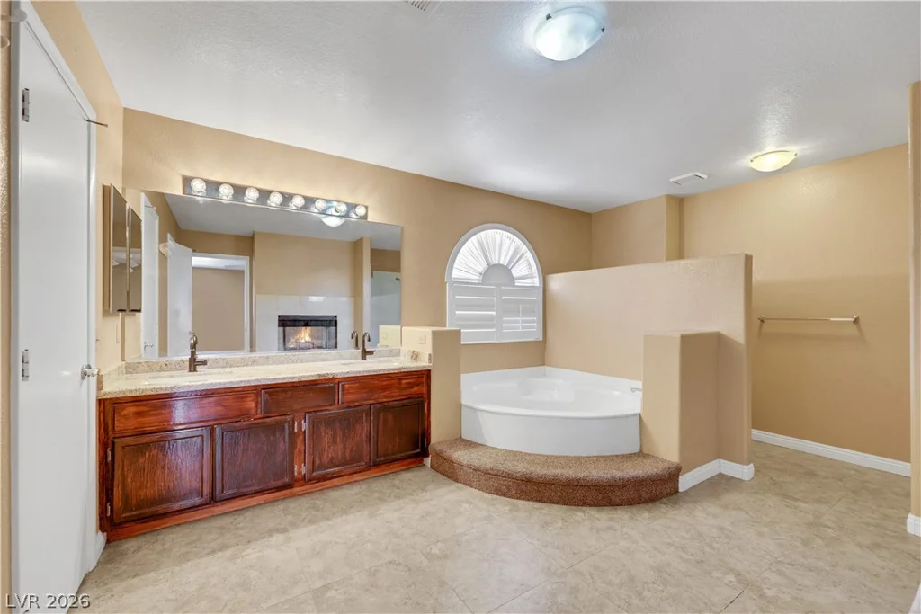815 Stillwater, Henderson, NV 89014