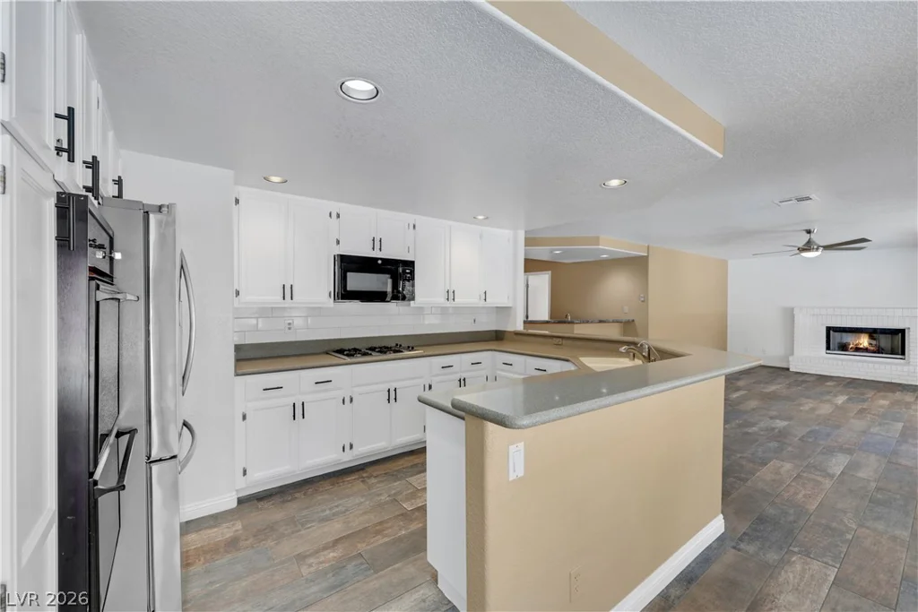 815 Stillwater, Henderson, NV 89014