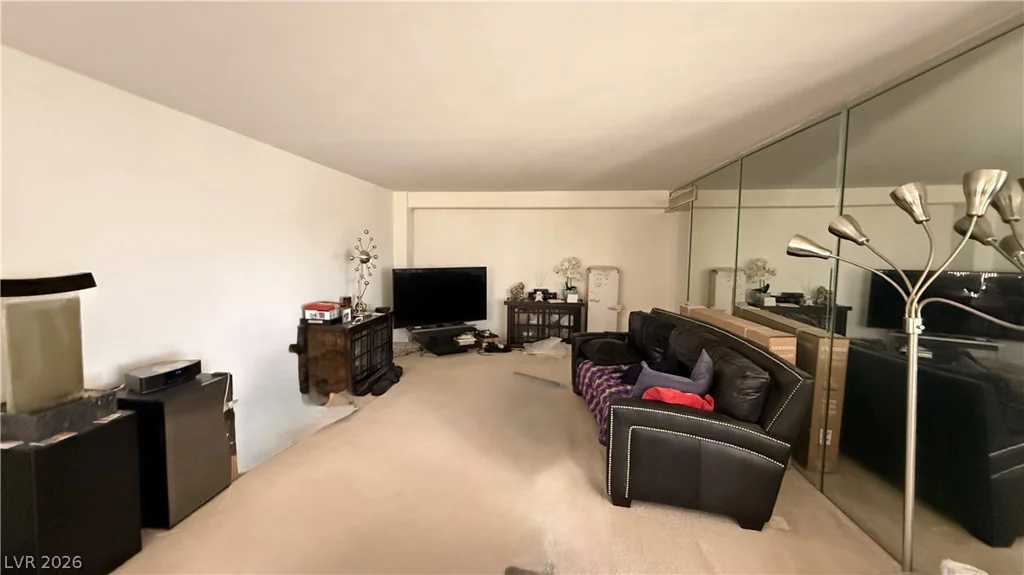 3111 Bel Air, Las Vegas, NV 89109